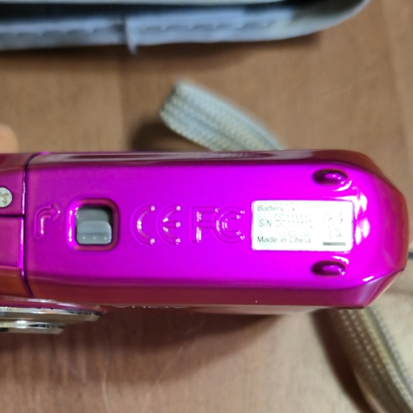 SVP Aqua WP5300 Pink Waterproof Digital Camera w Case - Picture 6 of 9